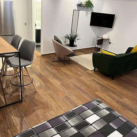 Industrial Studio / Alios 4 / Hilton Area Atina Dış mekan fotoğraf