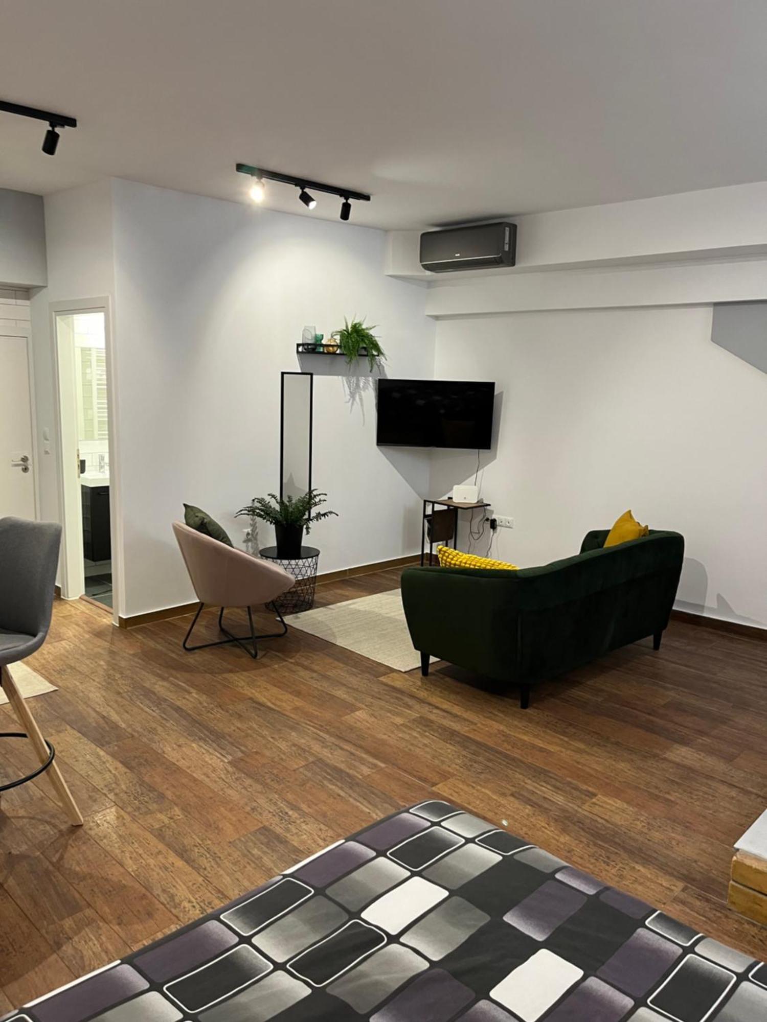 Industrial Studio / Alios 4 / Hilton Area Atina Dış mekan fotoğraf
